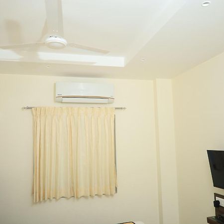 Starwin Residency Ramanathapuram Exterior foto