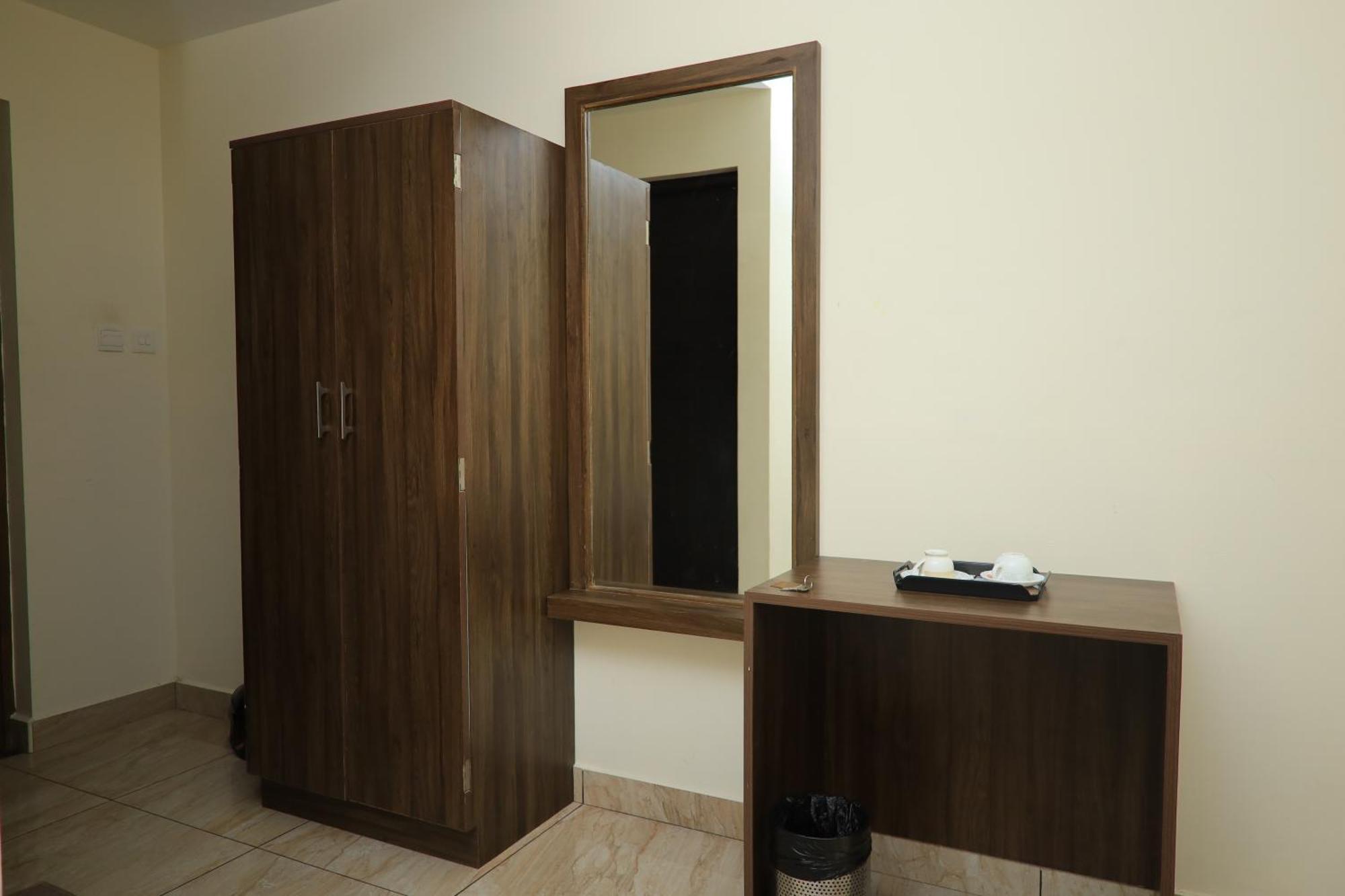 Starwin Residency Ramanathapuram Exterior foto